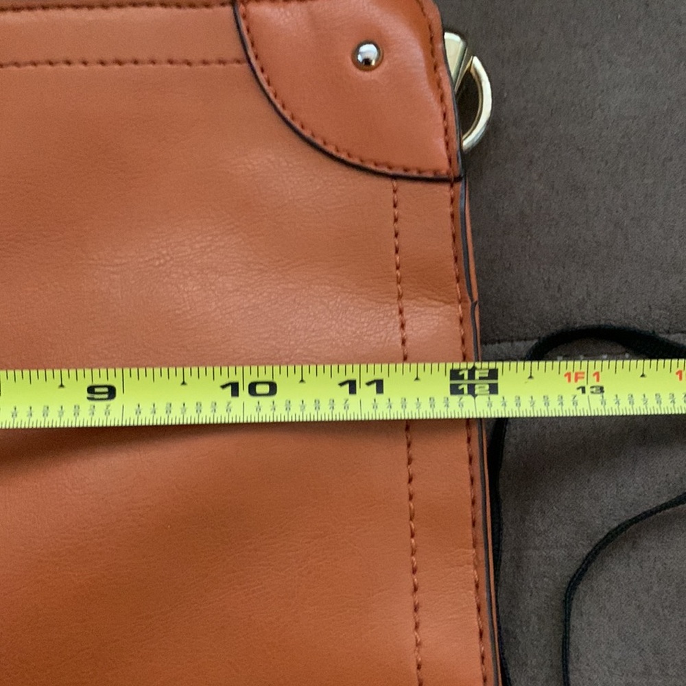 Relic Burnt Orange Purse - Picture 7 of 10
